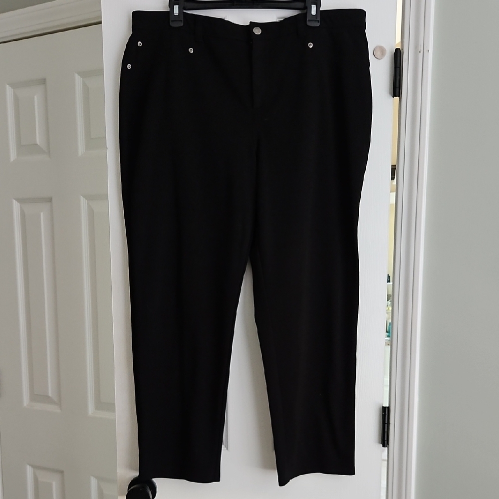 JM Collection Black Pants 18 Short